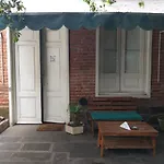 El Chabot Hostel